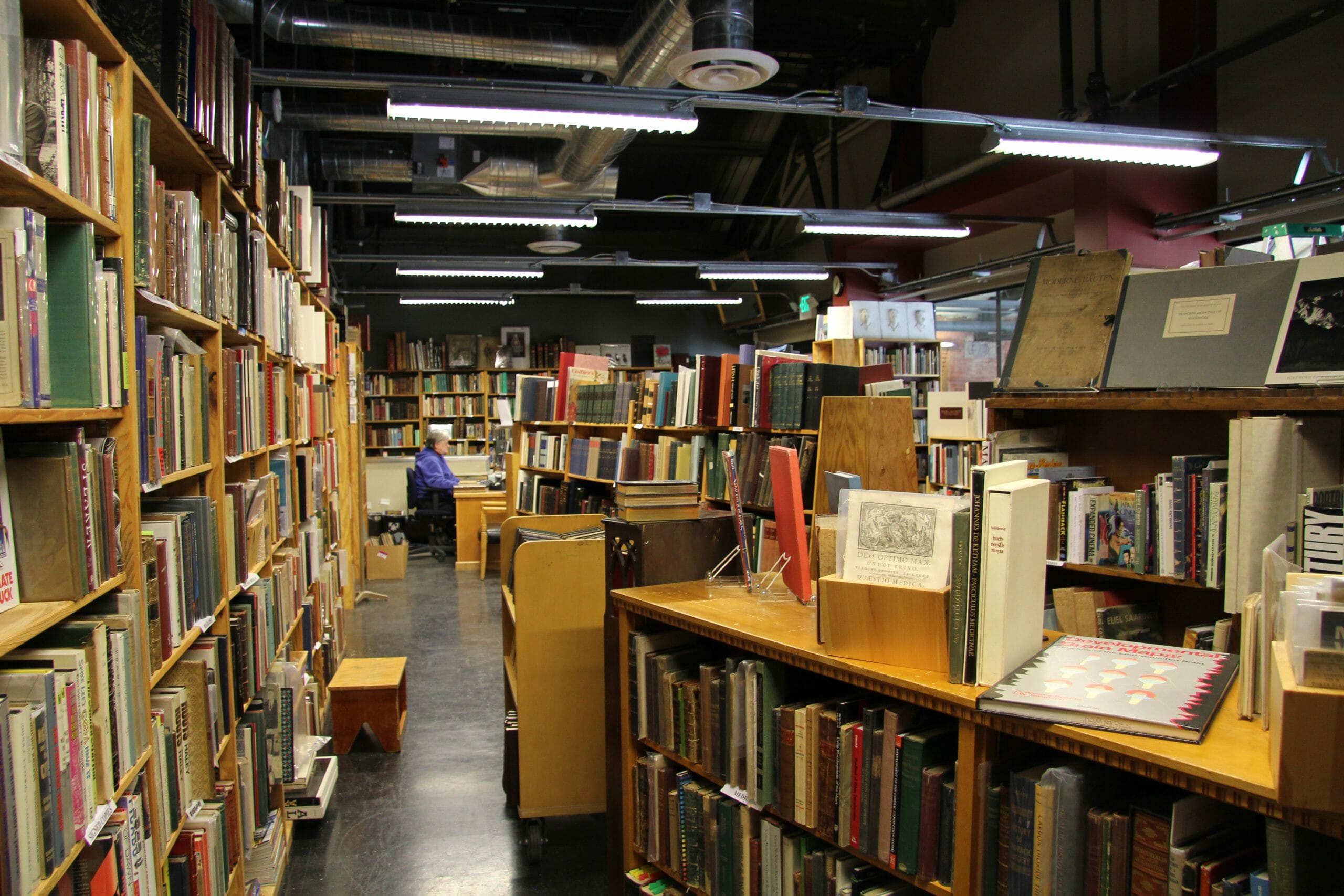 Wellers Bookstore 102